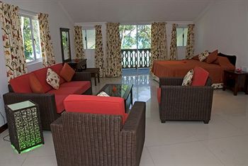 Augerine Guest House โบวาลง ภายนอก รูปภาพ